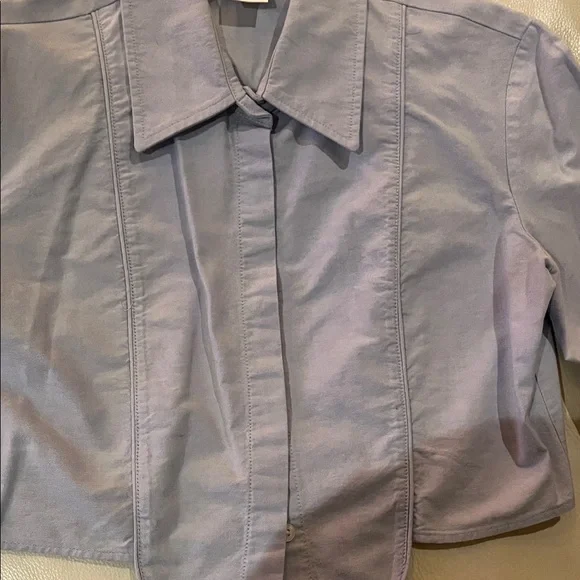 Light Blue tailored Cropped Blouse - Picture 5 of 6